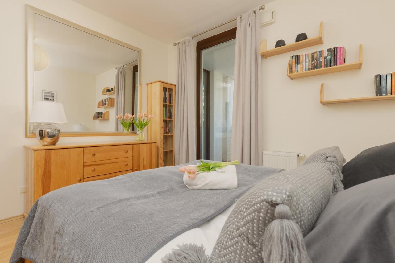 Osiedle Intenso Warszawa Wola By Noclegi Renters Luaran gambar
