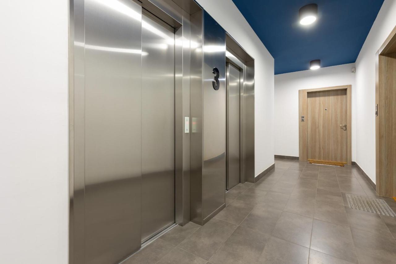 Osiedle Intenso Warszawa Wola By Noclegi Renters Luaran gambar